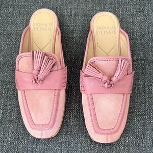 Donald Pliner Mules Size 6